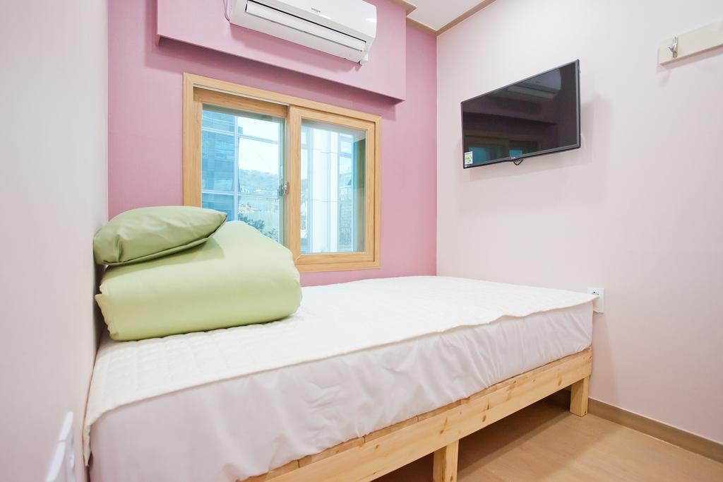 88 Guesthouse Σεούλ Δωμάτιο φωτογραφία